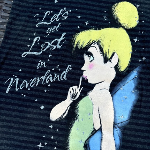 ✨ Disney Store Tinkerbell “Let’s get Lost in Neverland” tshirt -size XS - Picture 2 of 3